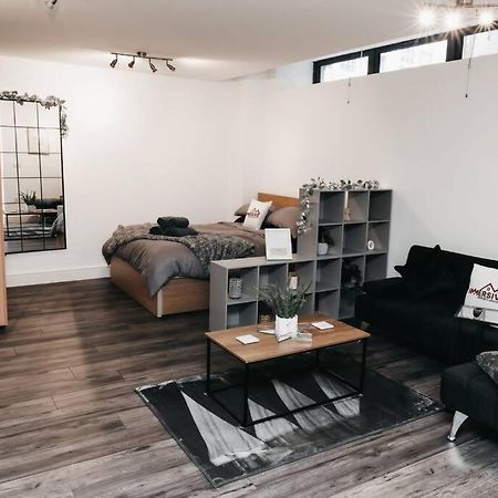 Stunning Modern Heart Of The City Apartment شيفيلد المظهر الخارجي الصورة